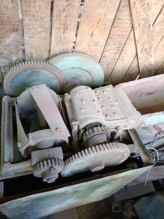 Продам сено дробилку