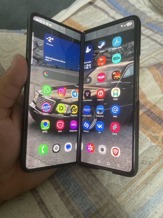 Samsung Galaxy fold 4
