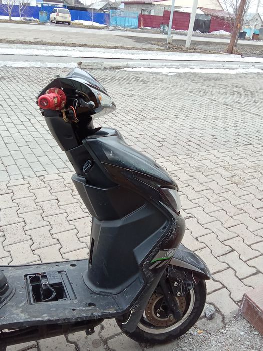 Продам скутер м8