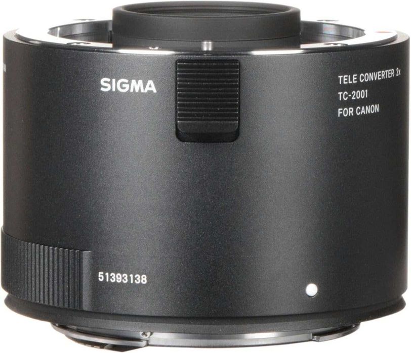 Чисто нов телеконвертор Sigma TC-2001 2.0x за Canon EF