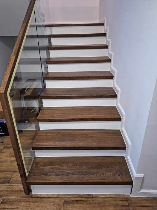 Scari interioare lemn masiv