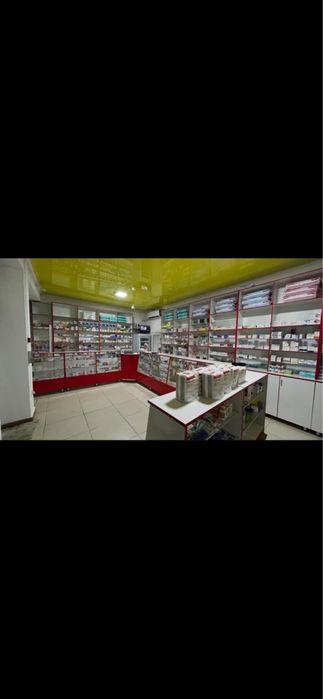 Продаётся мебель для аптеки (б/у)