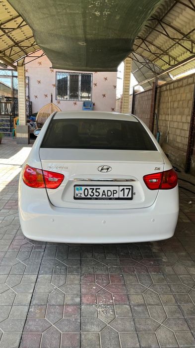 Продам машину Хундай