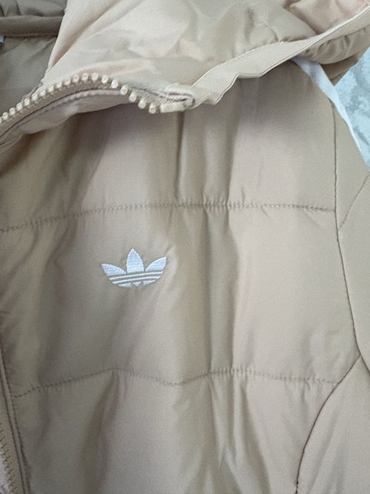 Оригинално дамско яке Adidas