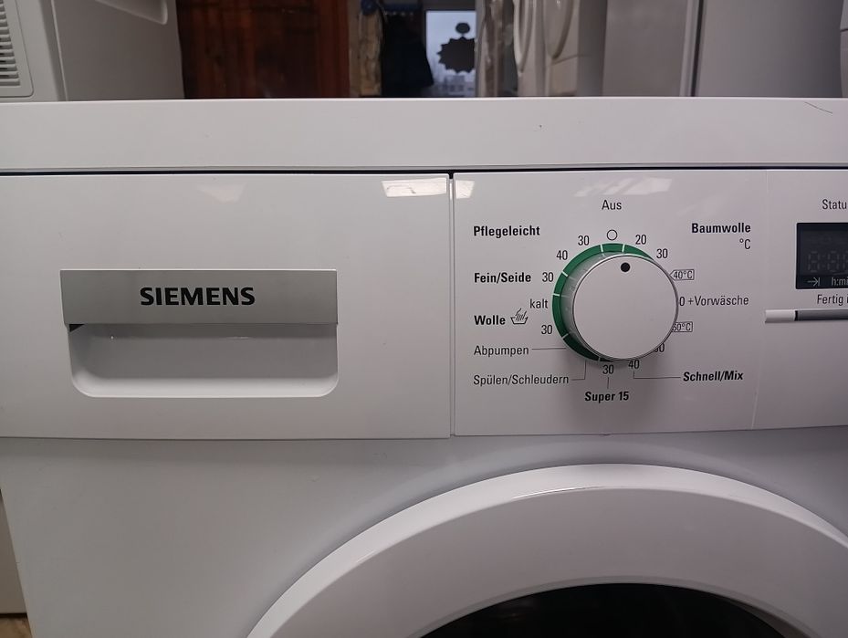 Чудесна пералня Сименс Siemens IQ 300  А+++ 7кг с две години гаранция!