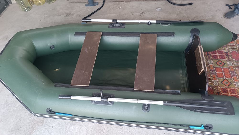 Резиновая лодка б/у