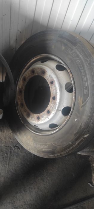 Автошины с диском 315/60/22.5
