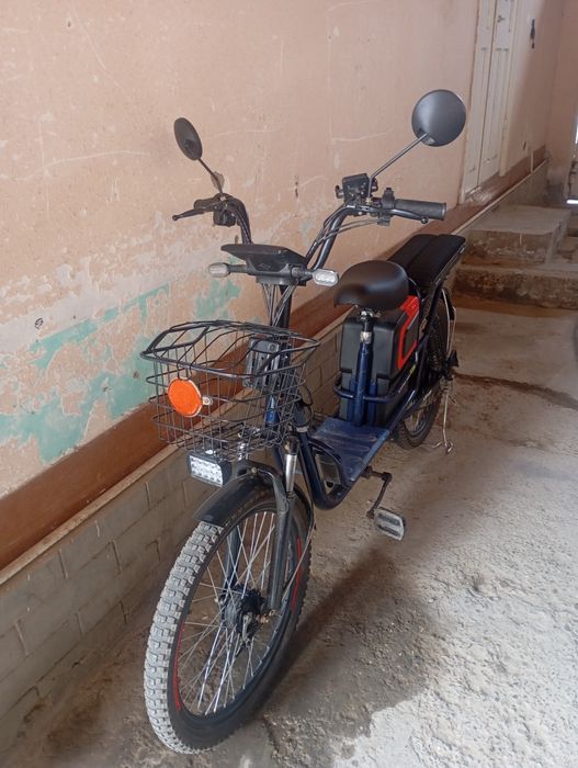 Elektroni velik sotiladi