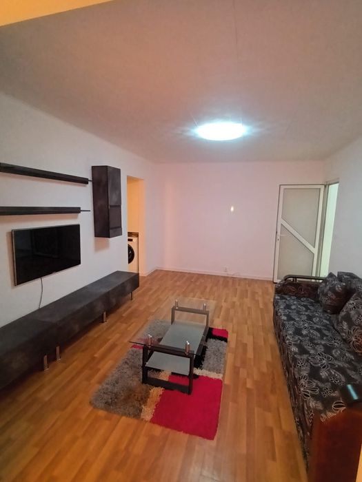 Închiriez apartament 2 camere brasov zona linistita