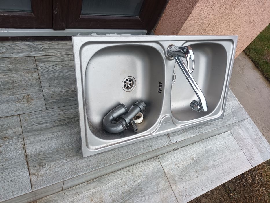 Ghiuveta bucătărie, 2 cuve, inclus bateria+scurgerea