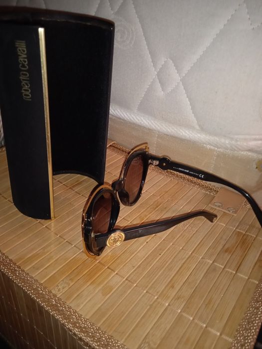 Слънчеви очила Roberto cavali