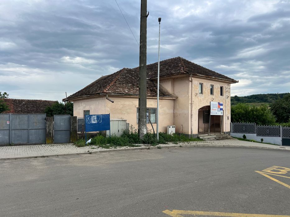 De vânzare – Fostul Cămin Cultural din Aiudul de Sus