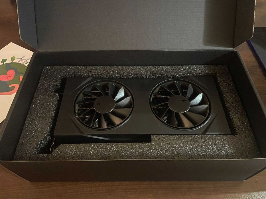 AMD Radeon RX 9060 XT 16GB XFX Swift – NOUĂ | Factură + Garanție PC Garage