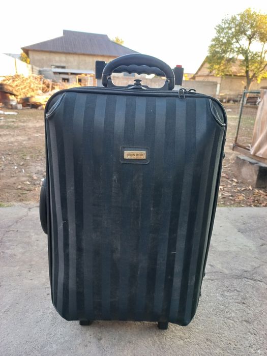 Качественные чемоданы  очень хорошие