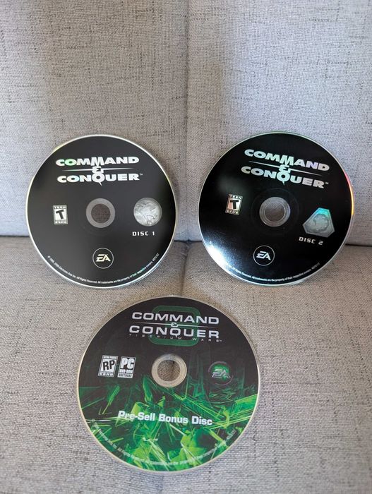Joc PC "Command & Conquer 3: Tiberium Wars" in editie speciala