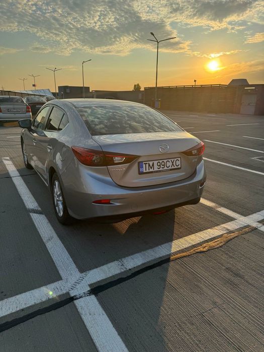 Vand Mazda 3 Sedan 2.0
