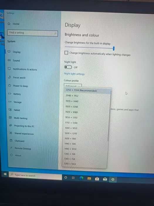 Microsoft Surface 5 • i7-1255U • 32GB • 512GB • 13.5" 2256x1504 • Nou