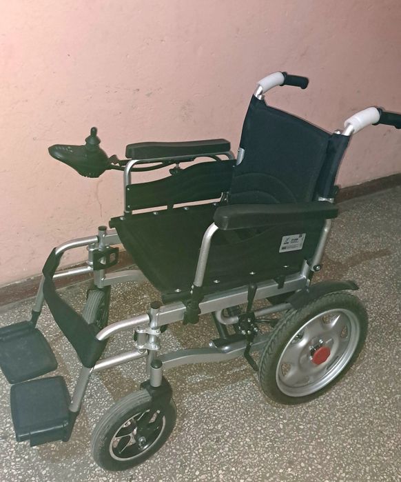 Scaun electric pentru persoane cu dizabilități.