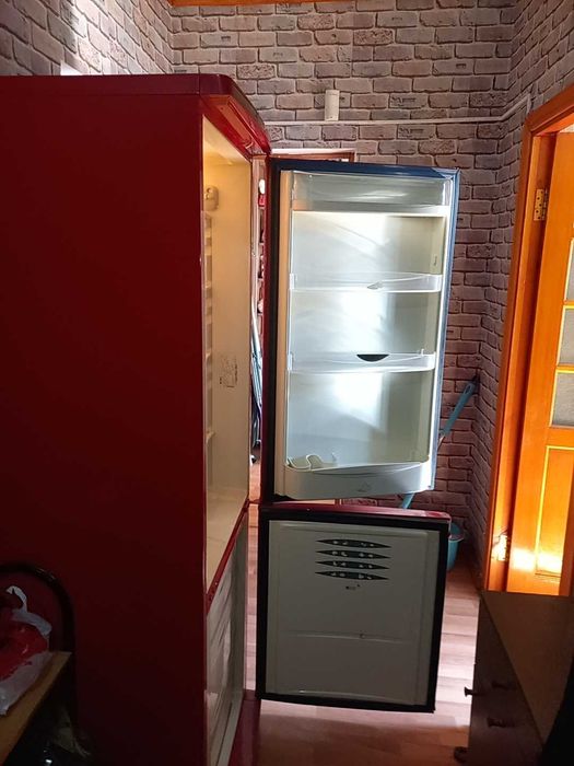 Продам холодильник STINOL