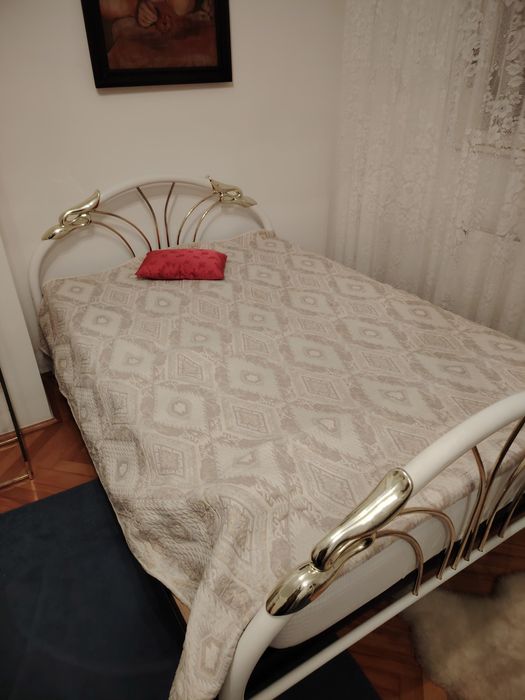 Pat dormitor pentru domnisoare