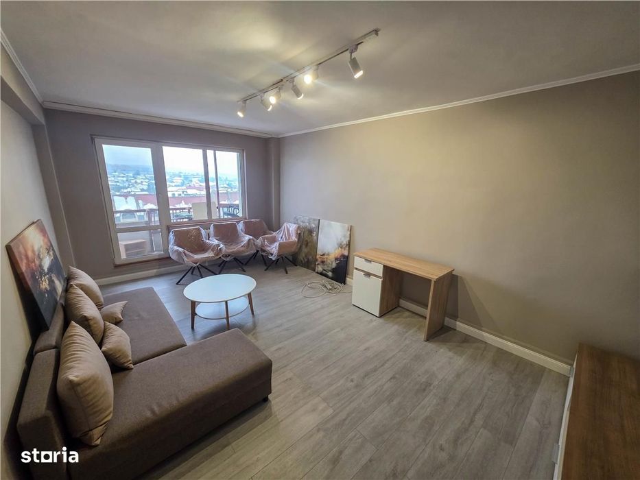 Apartament 3 camere, UMF, 2 bai, Ultracentral, renovat complet,Targu M