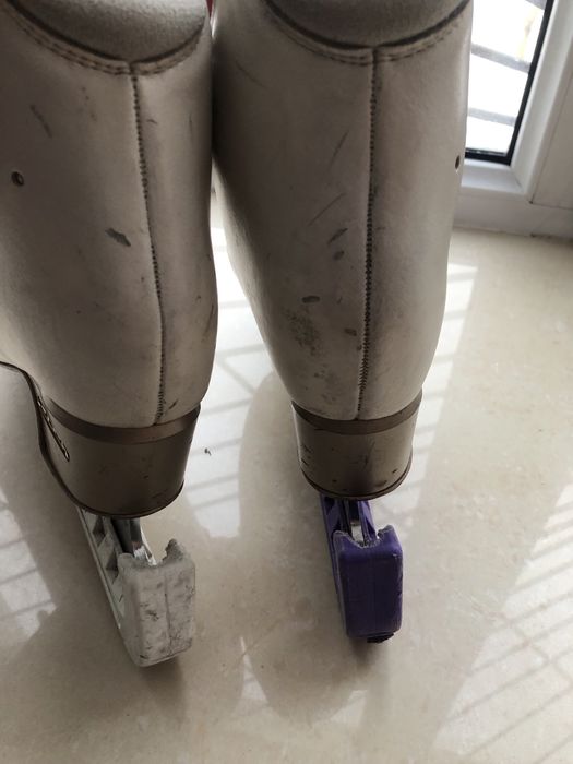 Коньки Edea chorus, Италия