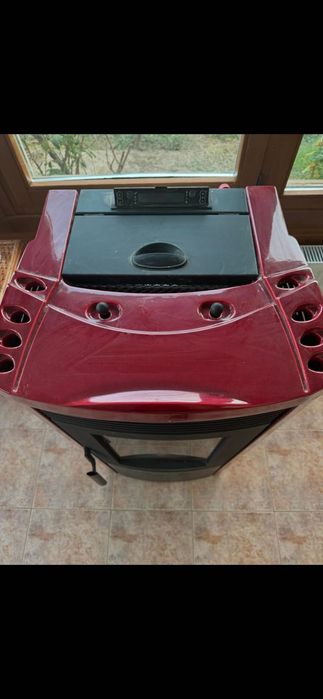 Италиянска пелетна камина с водна риза