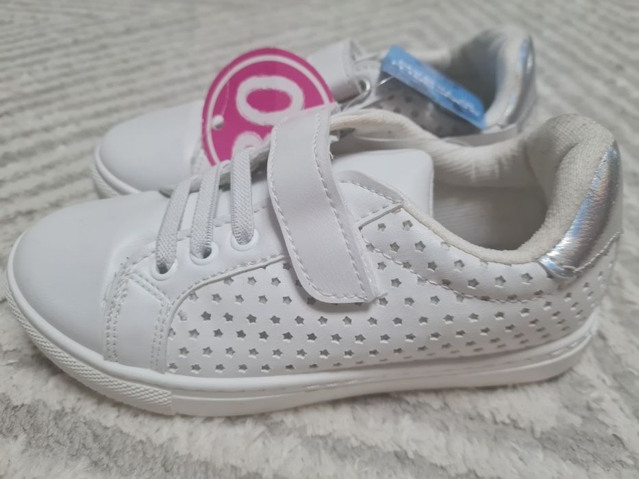 Кроссовки белые для девочек