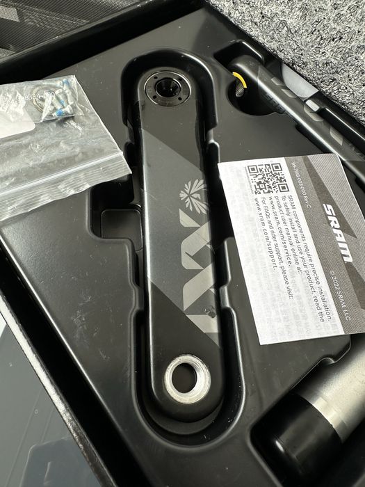 Карбонови курбели SRAM | Quarq XX1 Eagle DUB Carbon 8-Bolt 175mm