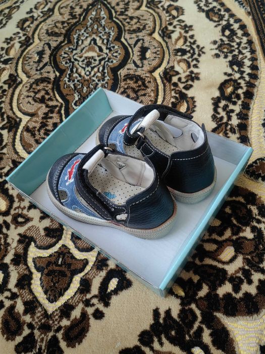 Детские сандали 19 разм