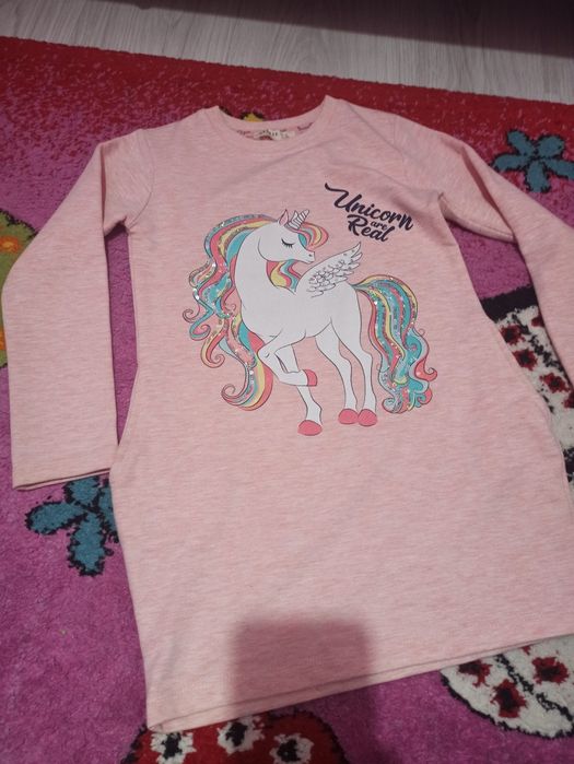 Детски туники 98-110 ,и Детска офиц. Рокля 8-9 год.