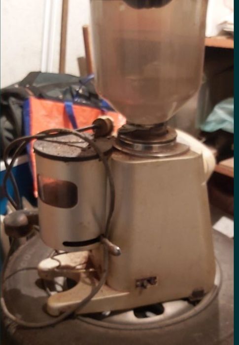 Професионална кафе мелачка за кафе