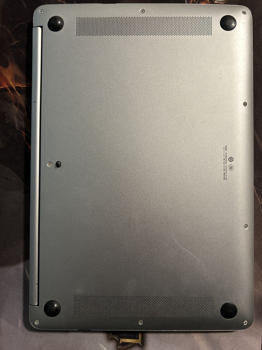 Laptop honor pentru piese