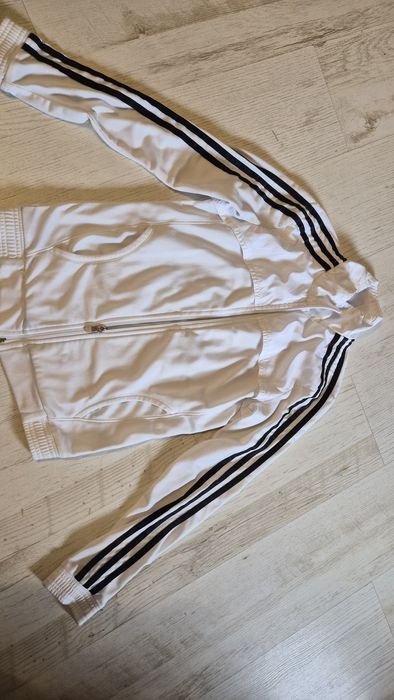 Горница Adidas комбинирана шушляк и текстил