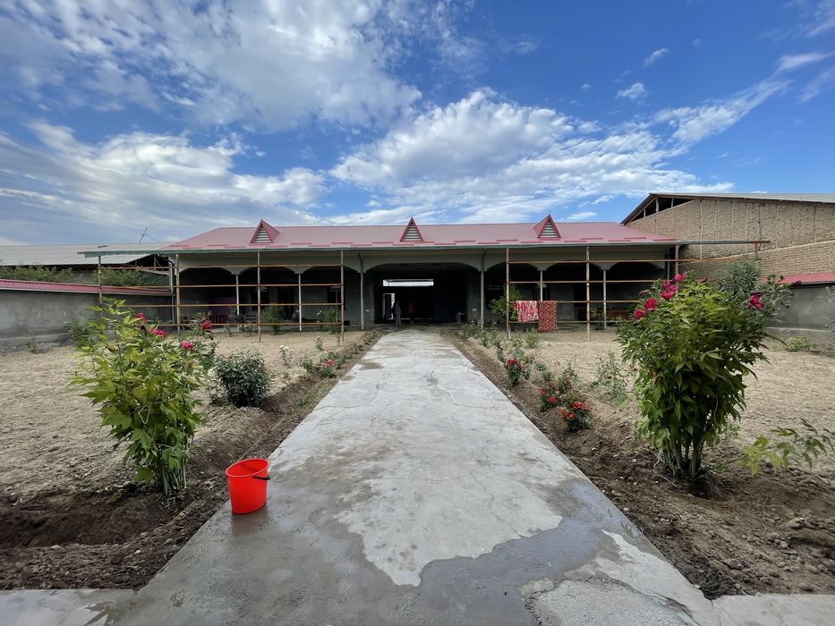 янгиюл тумани халкабодда 12 сотик уй сотилади