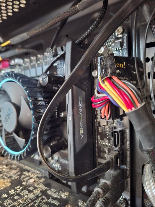 Computer gaming  DDR5