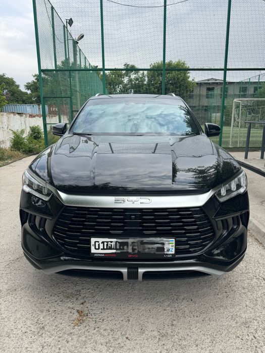 Продается BYD SONG PRO DM-i 3 позиция 110 км full.24.000$