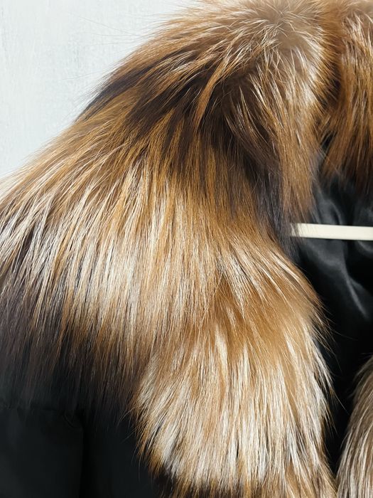 Яке с богата яка естествен косъм