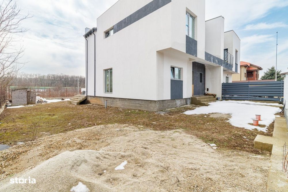 Casa Corbeanca P+1 cu 3 dormitoare si curte generoasa, terasa si loc d