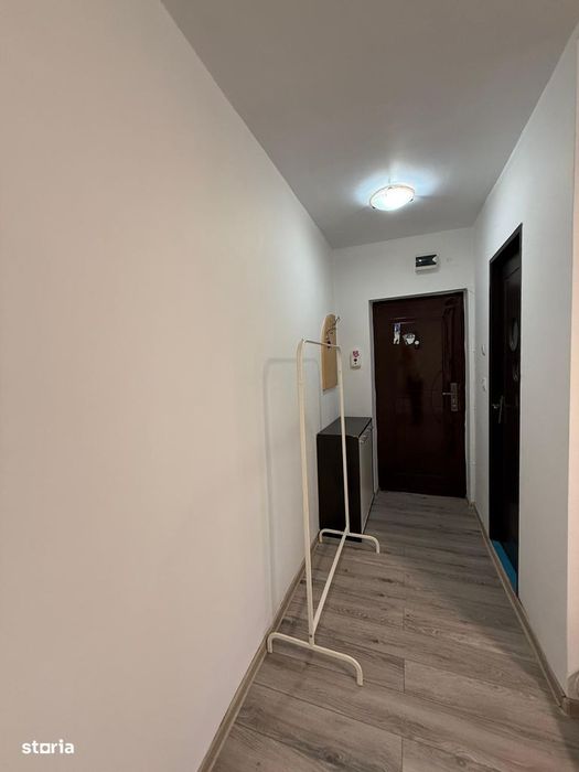 dristor 6-7 min metrou libera