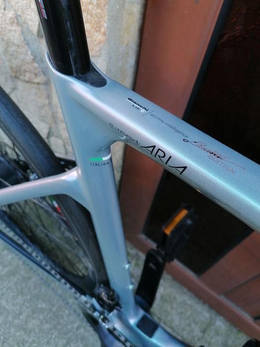 BIANCHI  E-Road  Carbon, Shimano Ultegra 2*11