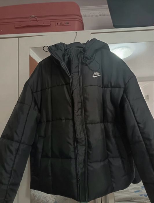 Geaca Nike femei