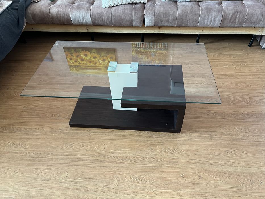 Маса холна 59/110/42 стъклен плот