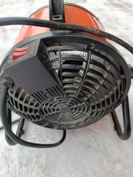 Продам  тепловую пушку