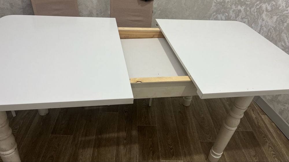 Продам стол раздвижной