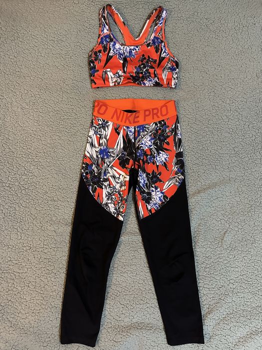 Set Nike Pro bustiera + colanti lungi