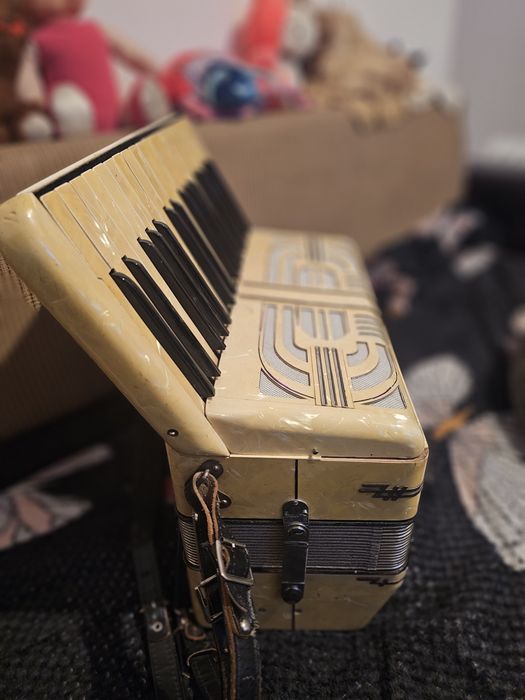 Vand acordeon hohner verdi 2