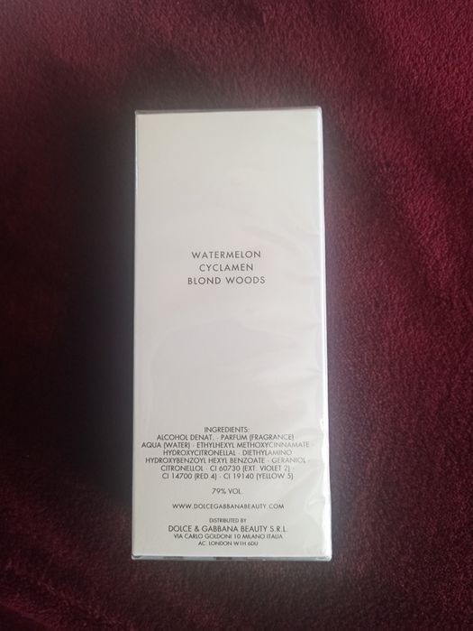 Продам духи оригинал