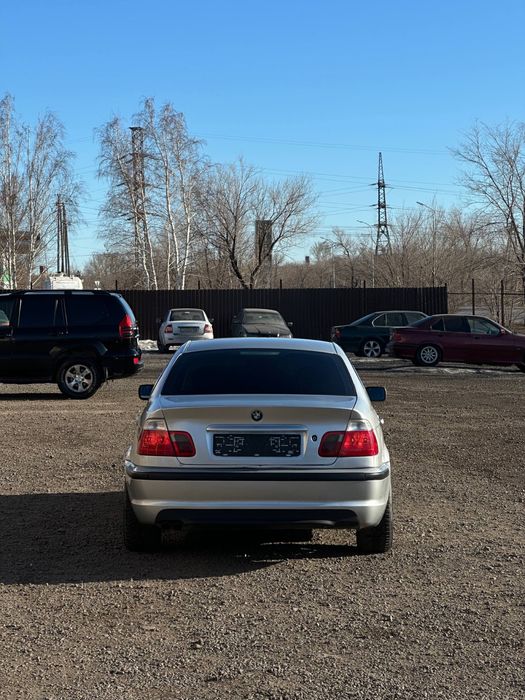 Продам машину бмв е46