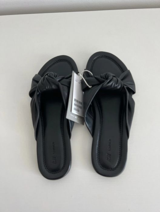 Papuci din piele H&M